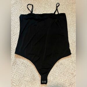 {Express} Body Contour Thong Bodysuit